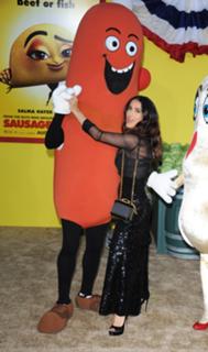 Salma Hayek feet photo thumbnail