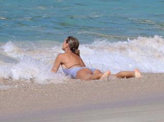 Heidi Klum feet photo thumbnail