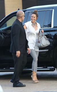 Brooke Burke feet photo thumbnail