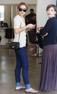 Lauren Conrad feet photo thumbnail