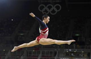 Aly Raisman feet photo thumbnail