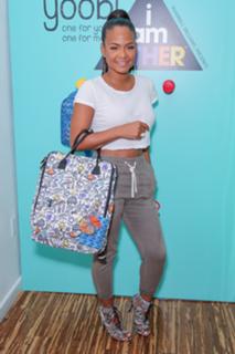 Christina Milian feet photo thumbnail