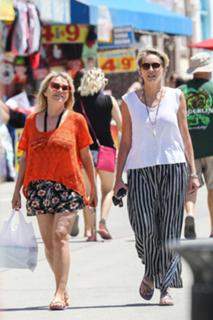 Sharon Stone feet photo thumbnail