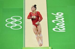 Aly Raisman feet photo thumbnail