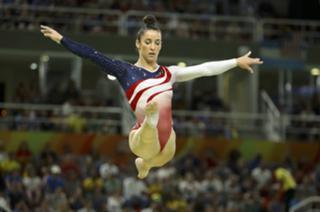 Aly Raisman feet photo thumbnail