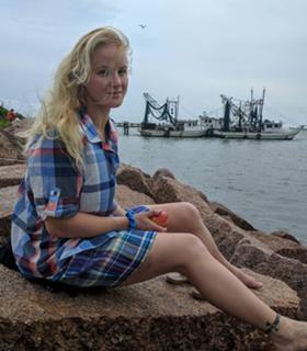 Valentina Shevchenko feet photo thumbnail