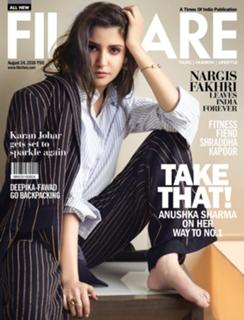 Anushka Sharma feet photo thumbnail