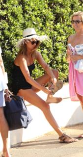 Millie Mackintosh feet photo thumbnail