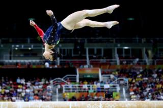 Aly Raisman feet photo thumbnail