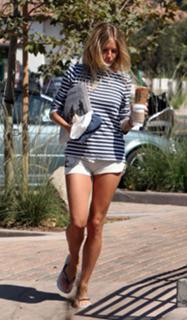 Sienna Miller feet photo thumbnail