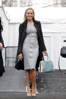 Petra Nemcova feet photo thumbnail