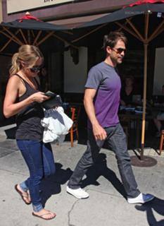 Lauren Conrad feet photo thumbnail