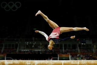 Aly Raisman feet photo thumbnail