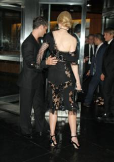 Nicole Kidman feet photo thumbnail