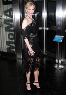 Nicole Kidman feet photo thumbnail