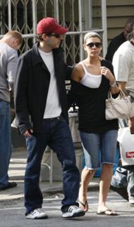 Jamie-Lynn Sigler feet photo thumbnail