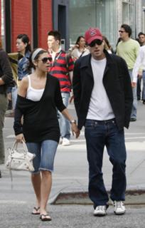 Jamie-Lynn Sigler feet photo thumbnail