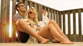 Julianne Hough feet photo thumbnail
