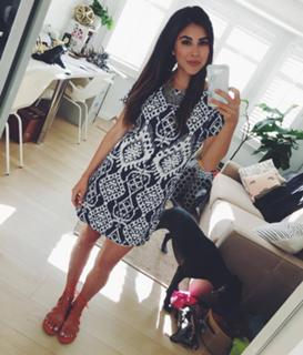 Daniella Monet feet photo thumbnail