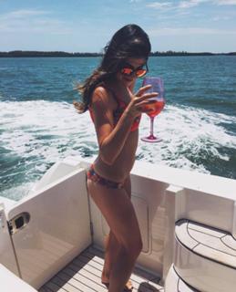 Daniella Monet feet photo thumbnail