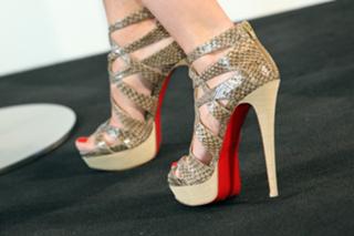 Heidi Klum feet photo thumbnail