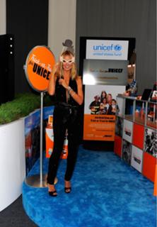 Heidi Klum feet photo thumbnail