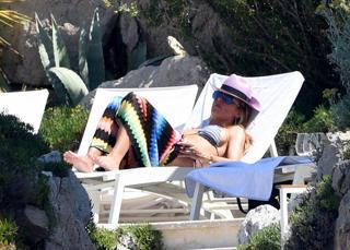 Heidi Klum feet photo thumbnail
