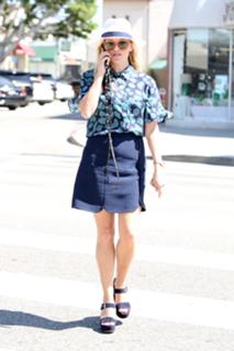 Reese Witherspoon feet photo thumbnail
