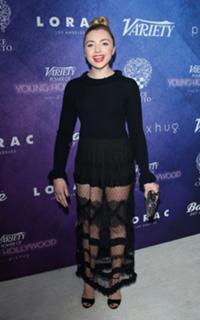 Peyton List feet photo thumbnail