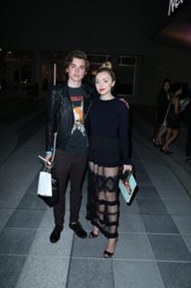 Peyton List feet photo thumbnail