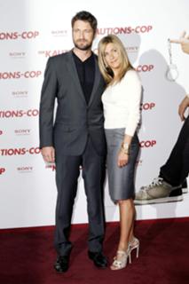 Jennifer Aniston feet photo thumbnail