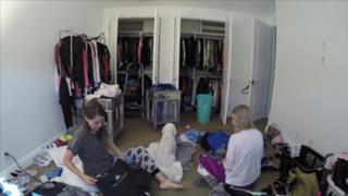 Jenna Ezarik feet photo thumbnail