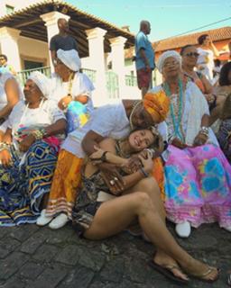 Lívia Andrade feet photo thumbnail