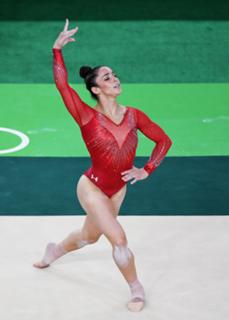 Aly Raisman feet photo thumbnail