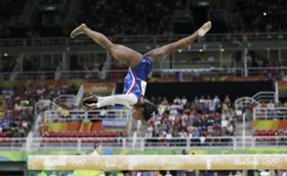 Simone Biles feet photo thumbnail