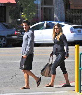 Ali Larter feet photo thumbnail