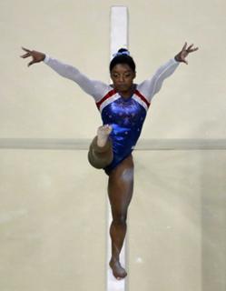 Simone Biles feet photo thumbnail