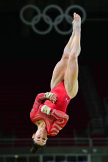 Aly Raisman feet photo thumbnail
