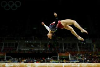 Aly Raisman feet photo thumbnail