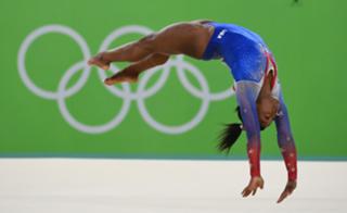 Simone Biles feet photo thumbnail