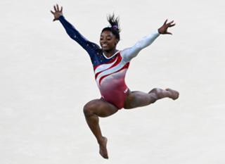 Simone Biles feet photo thumbnail