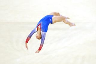 Aly Raisman feet photo thumbnail