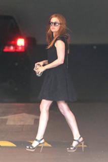 Isla Fisher feet photo thumbnail