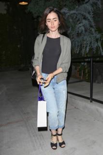 Lily Collins feet photo thumbnail