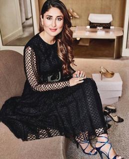 Kareena Kapoor feet photo thumbnail