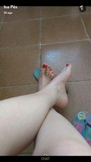 Isa Pes feet photo thumbnail
