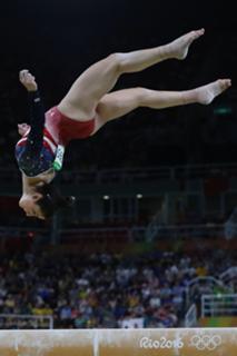 Aly Raisman feet photo thumbnail