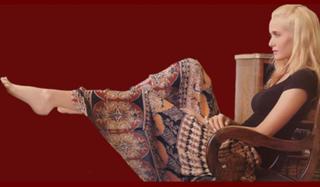 Julieta Prandi feet photo thumbnail