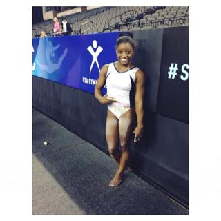 Simone Biles feet photo thumbnail