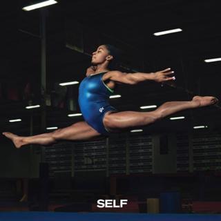 Simone Biles feet photo thumbnail
